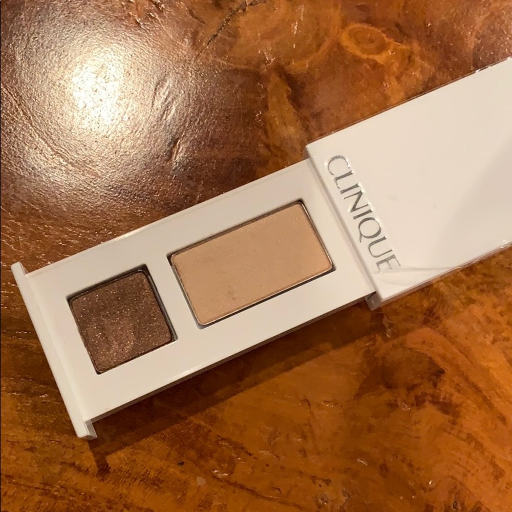 Clinique - 01-Like Mink duo eye shadow NWT